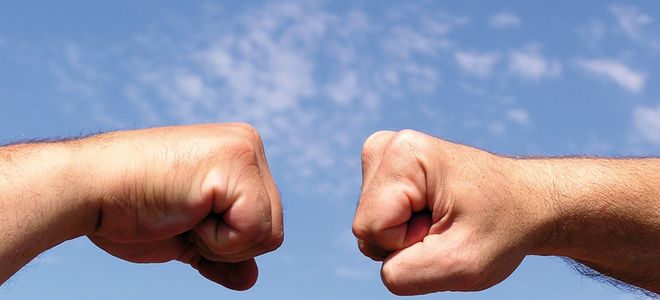 csm_faeuste-konflikt_b6d9ac96d9